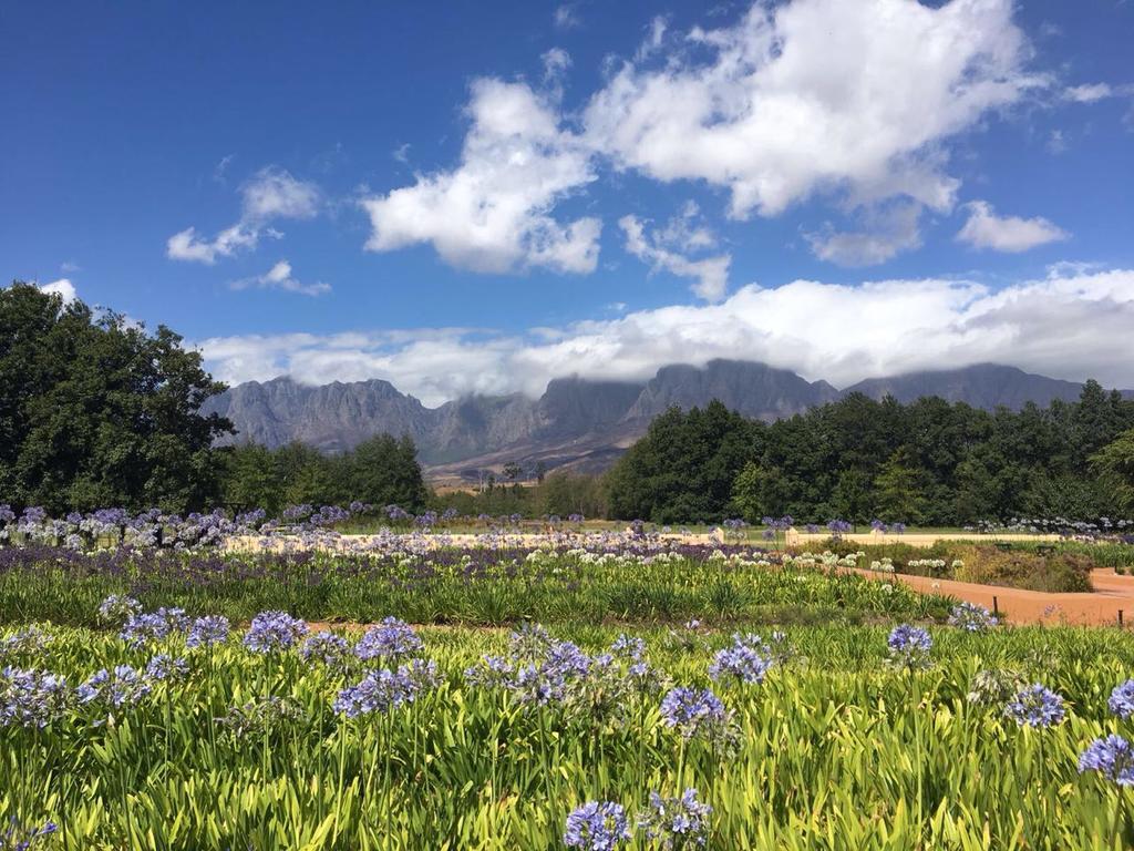 Golf And Garden Guesthouse Somerset West Exterior foto